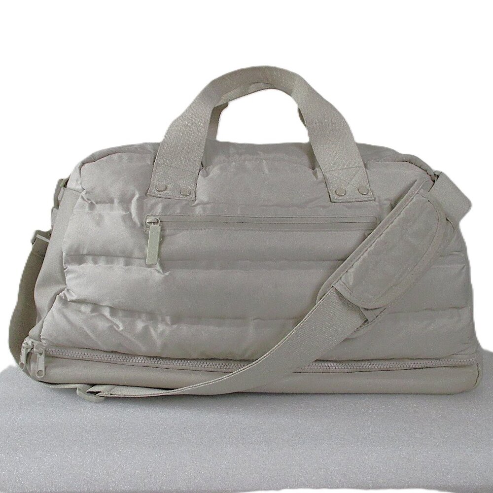 OYSHO PADDED TECHNICAL SPORT BAG